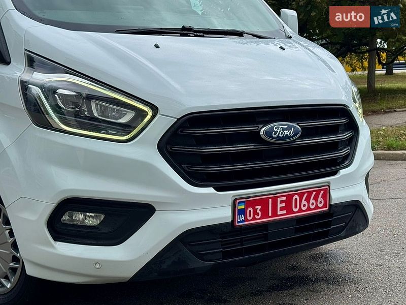Вантажний фургон Ford Transit Custom 2019 в Полтаві