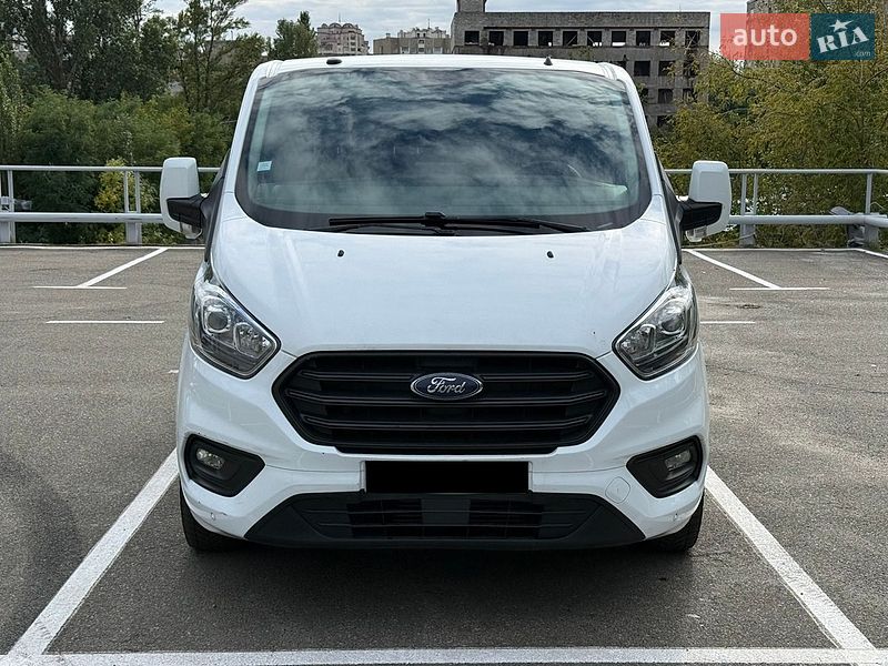 Грузовой фургон Ford Transit Custom 2019 в Киеве