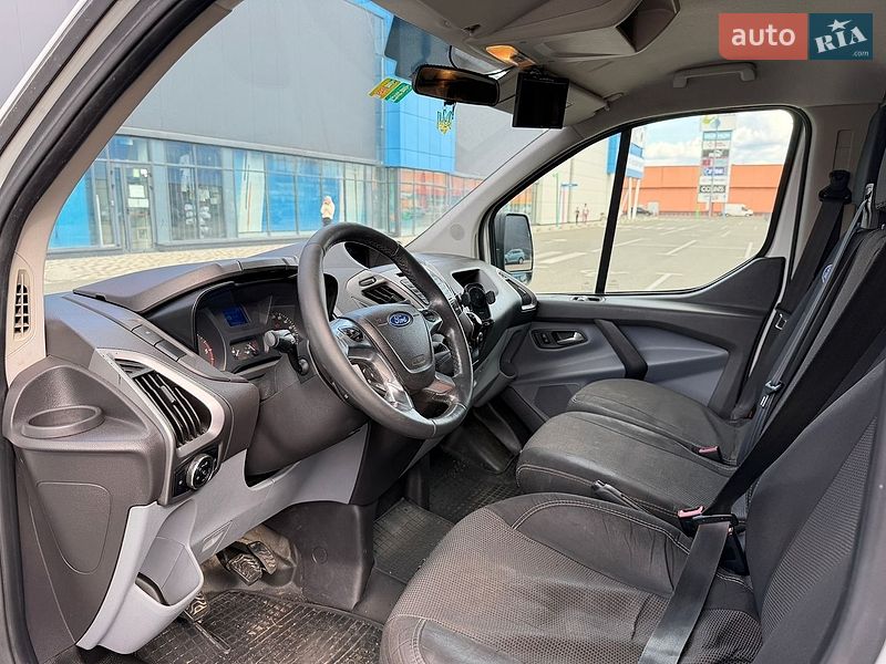 Грузопассажирский фургон Ford Transit Custom 2015 в Киеве
