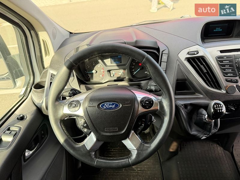 Грузопассажирский фургон Ford Transit Custom 2015 в Киеве