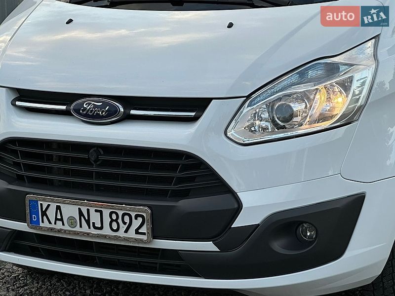 Мінівен Ford Transit Custom 2015 в Самборі
