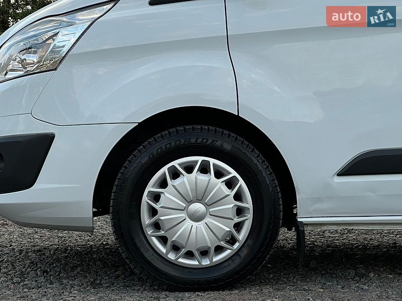 Мінівен Ford Transit Custom 2015 в Самборі