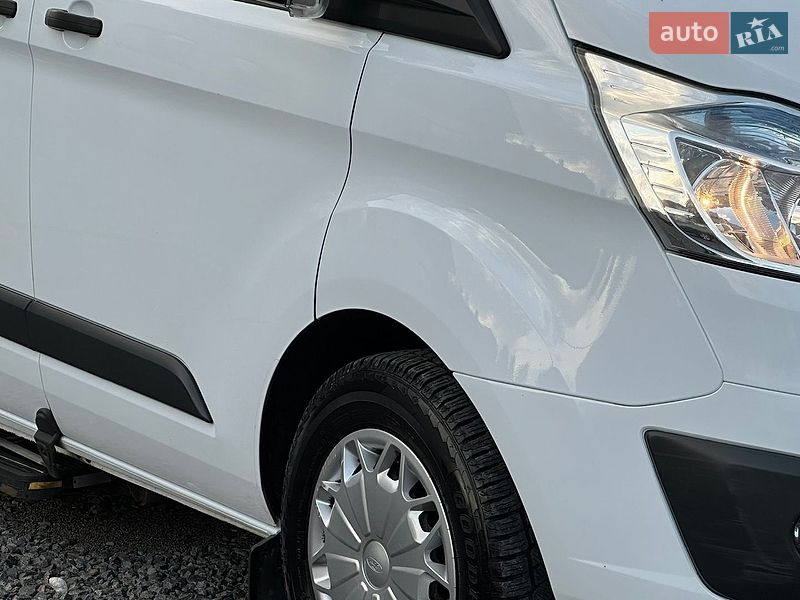 Мінівен Ford Transit Custom 2015 в Самборі