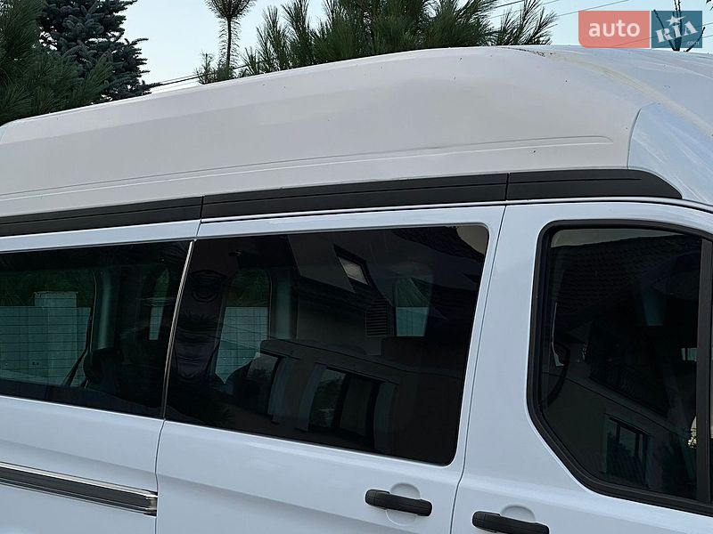 Мінівен Ford Transit Custom 2015 в Самборі