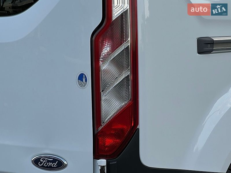 Мінівен Ford Transit Custom 2015 в Самборі