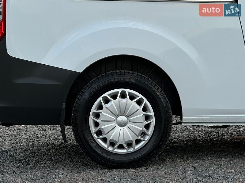 Мінівен Ford Transit Custom 2015 в Самборі