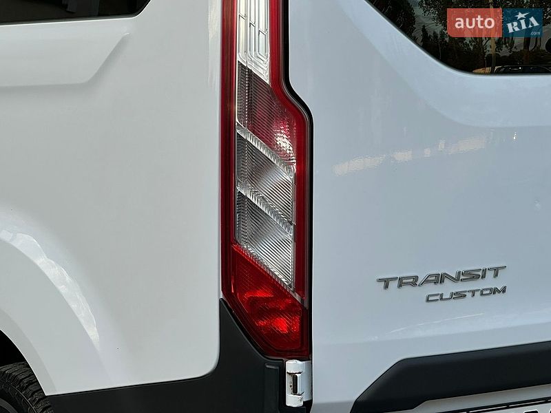 Мінівен Ford Transit Custom 2015 в Самборі