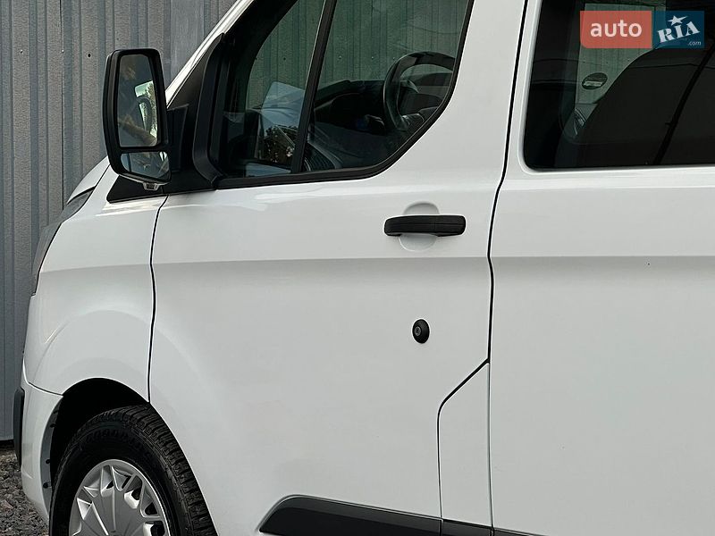 Мінівен Ford Transit Custom 2015 в Самборі