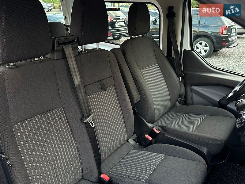 Мінівен Ford Transit Custom 2015 в Самборі