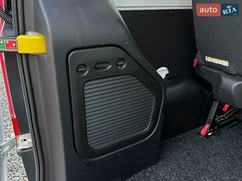 Мінівен Ford Transit Custom 2015 в Самборі