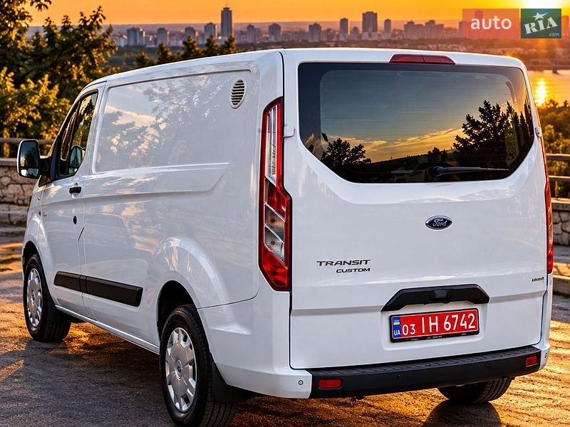Грузовой фургон Ford Transit Custom 2020 в Киеве