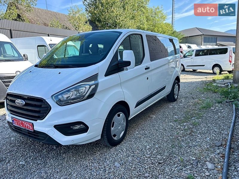 Мінівен Ford Transit Custom 2022 в Хусті