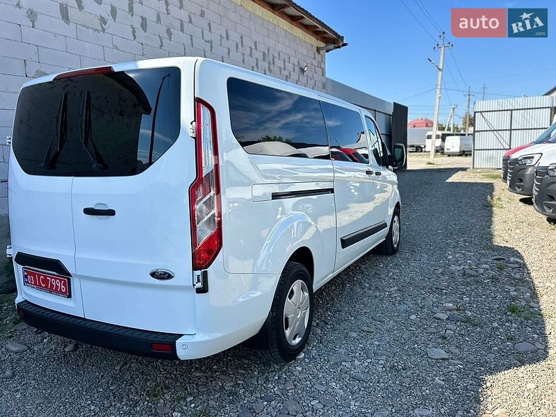 Мінівен Ford Transit Custom 2022 в Хусті