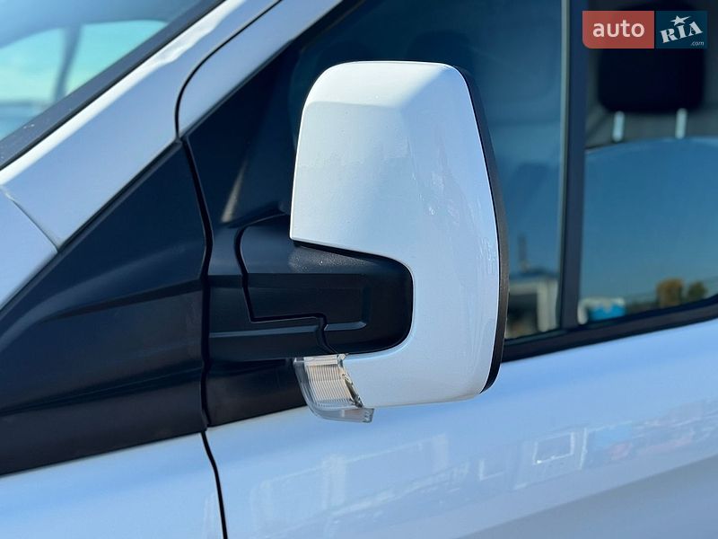 Грузовой фургон Ford Transit Custom 2024 в Киеве