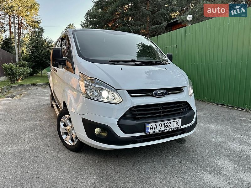 Вантажопасажирський фургон Ford Transit Custom 2014 в Києві