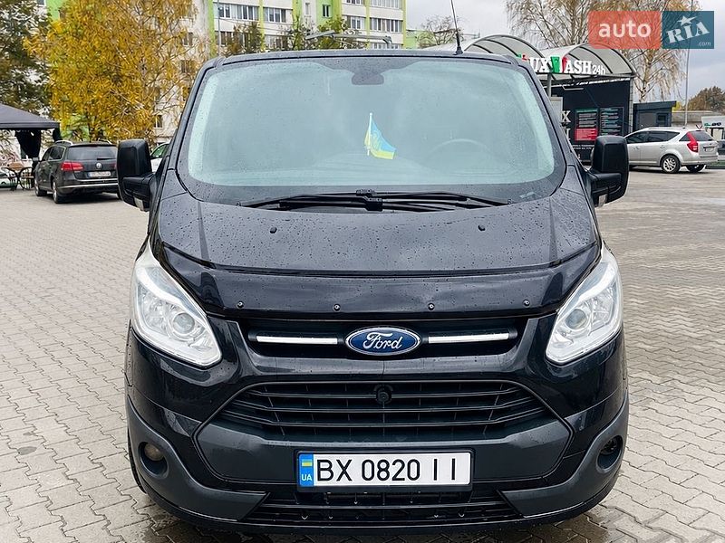 Минивэн Ford Transit Custom 2014 в Городке