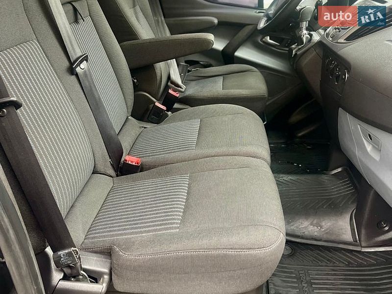 Минивэн Ford Transit Custom 2014 в Городке