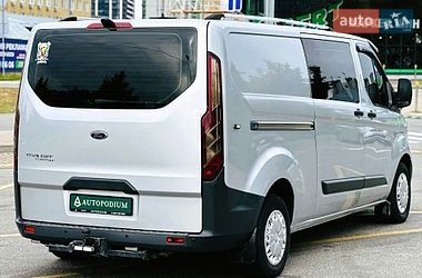Вантажний фургон Ford Transit Custom 2015 в Києві