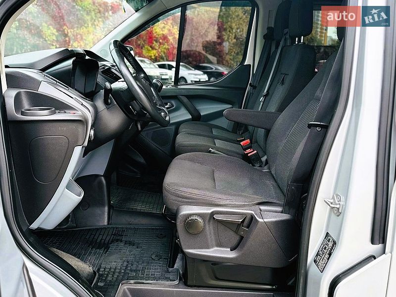 Вантажний фургон Ford Transit Custom 2015 в Києві