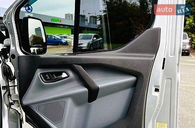 Вантажний фургон Ford Transit Custom 2015 в Києві