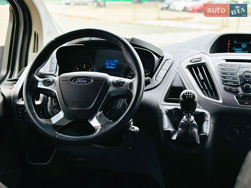 Вантажний фургон Ford Transit Custom 2015 в Києві