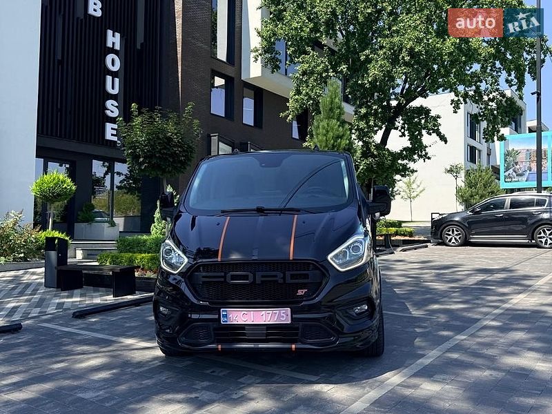 Мінівен Ford Transit Custom 2020 в Ужгороді