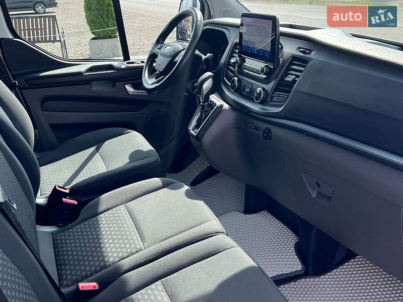Вантажний фургон Ford Transit Custom 2022 в Лопатині