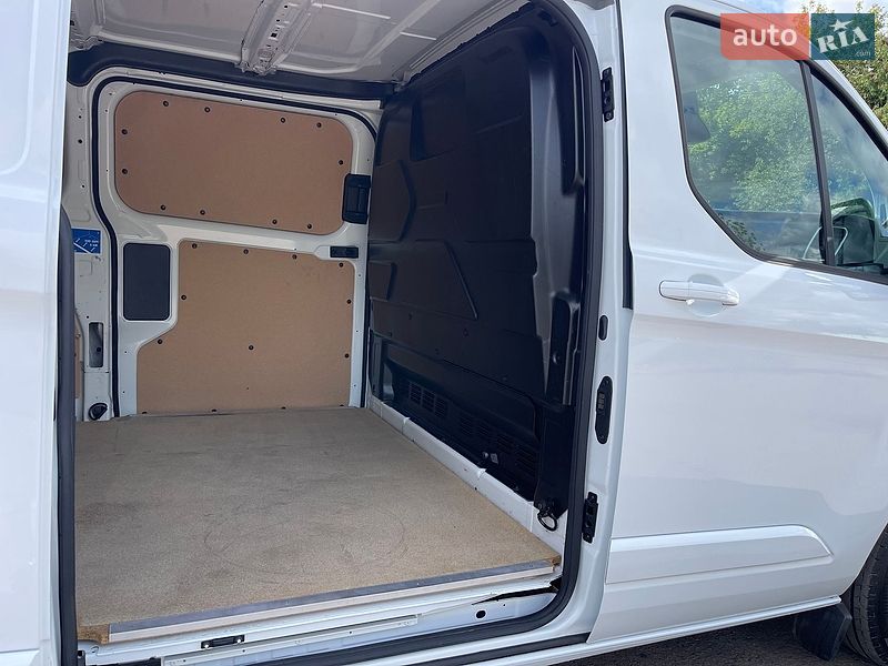 Вантажний фургон Ford Transit Custom 2023 в Дубні фото 37 Вантажний фургон Ford Transit Custom 2023 в Дубні