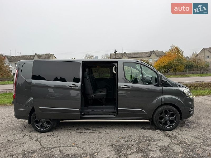 Вантажопасажирський фургон Ford Transit Custom 2019 в Дубні