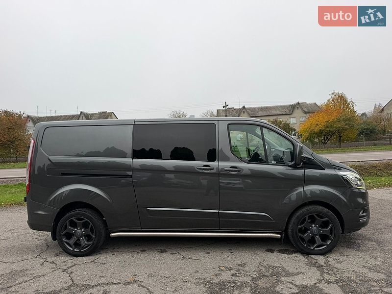 Вантажопасажирський фургон Ford Transit Custom 2019 в Дубні