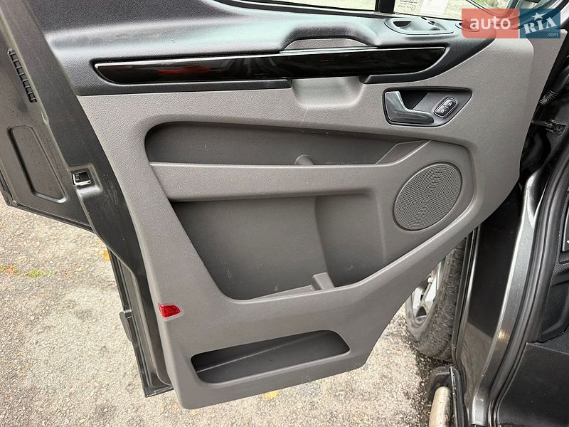 Вантажопасажирський фургон Ford Transit Custom 2019 в Дубні