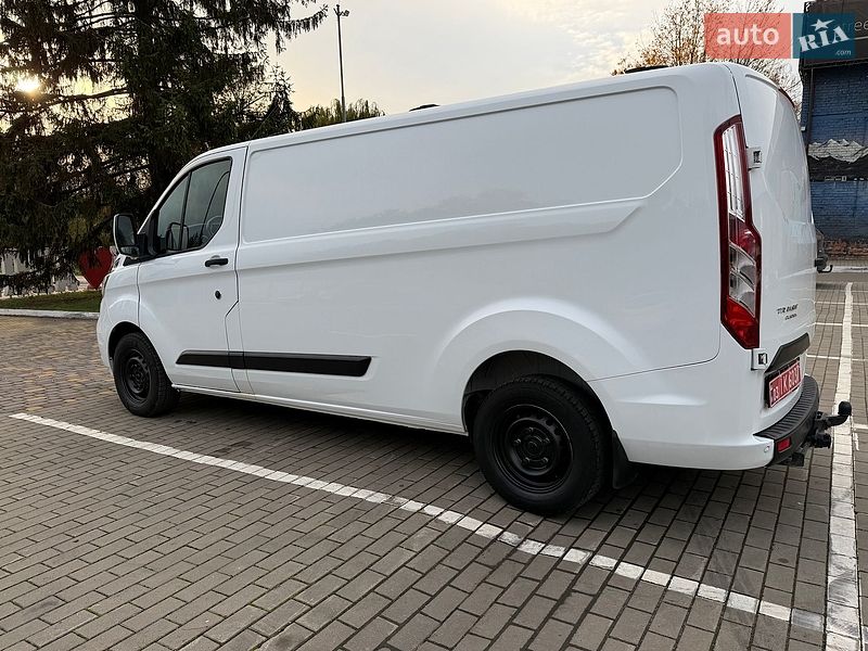 Вантажний фургон Ford Transit Custom 2022 в Луцьку