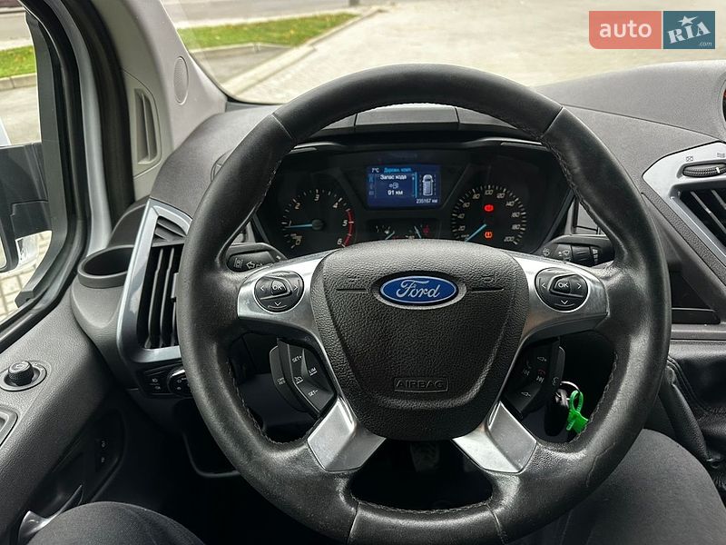 Вантажний фургон Ford Transit Custom 2014 в Житомирі