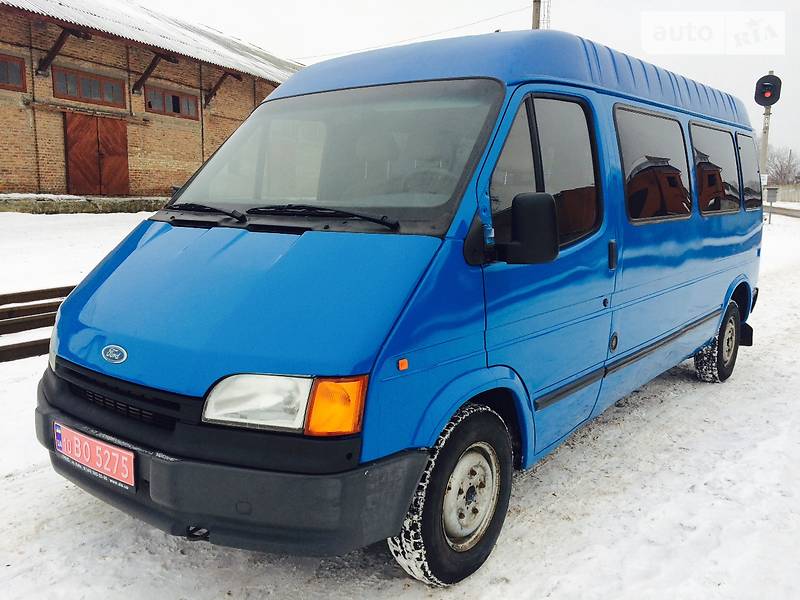Грузопассажирский фургон Ford Transit 1999 в 