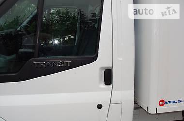 Грузовой фургон Ford Transit 2012 в 