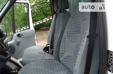 Грузовой фургон Ford Transit 2012 в 