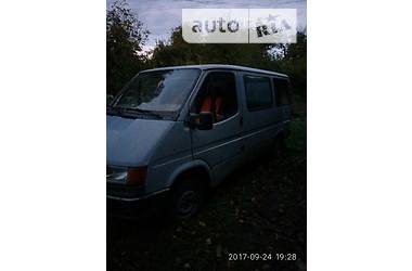 Грузопассажирский фургон Ford Transit 1988 в Черновцах