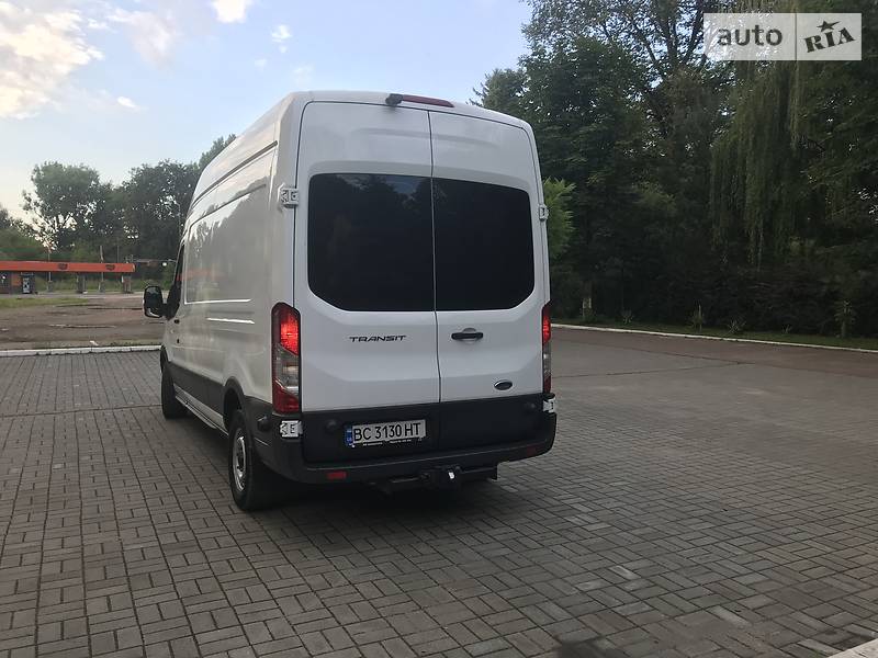 Вантажний фургон Ford Transit 2014 в Дрогобичі