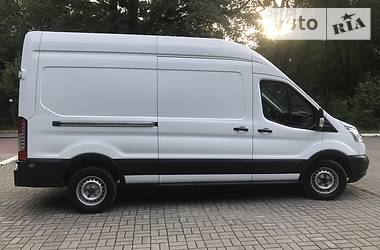Грузовой фургон Ford Transit 2014 в 