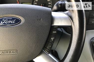 Грузопассажирский фургон Ford Transit 2010 в 