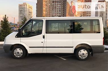 Грузопассажирский фургон Ford Transit 2010 в 