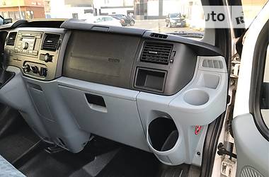 Грузопассажирский фургон Ford Transit 2010 в 
