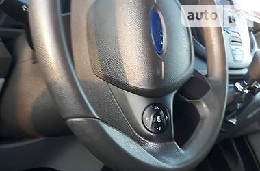 Грузовой фургон Ford Transit 2015 в 