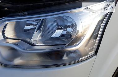 Грузовой фургон Ford Transit 2015 в 