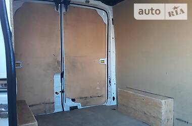 Вантажний фургон Ford Transit 2017 в 