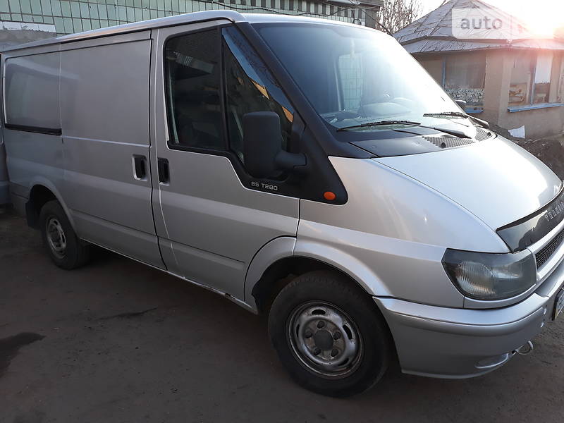 Грузопассажирский фургон Ford Transit 2005 в Николаеве