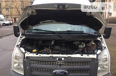 Грузовой фургон Ford Transit 2014 в Киеве