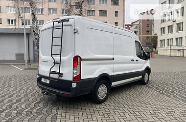 Другие легковые Ford Transit 2015 в Луцке