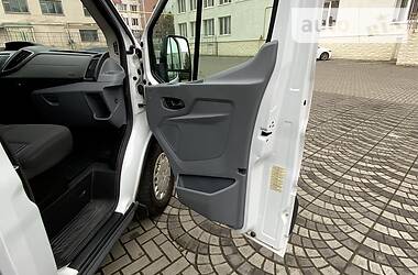 Другие легковые Ford Transit 2015 в Луцке