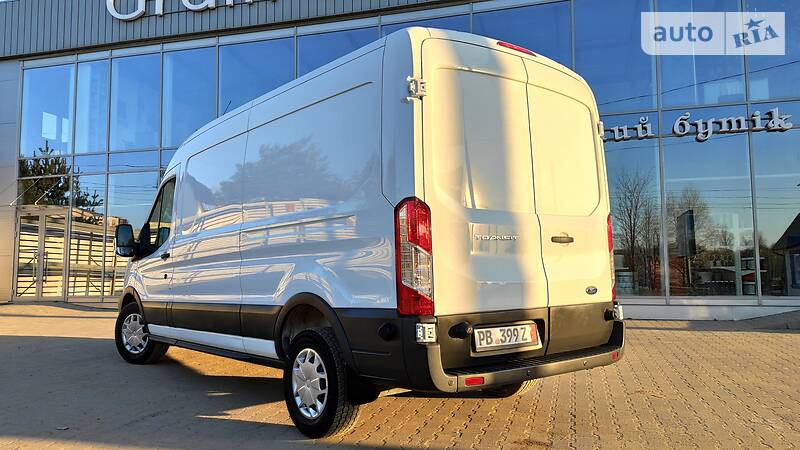 Вантажопасажирський фургон Ford Transit 2018 в Чернівцях